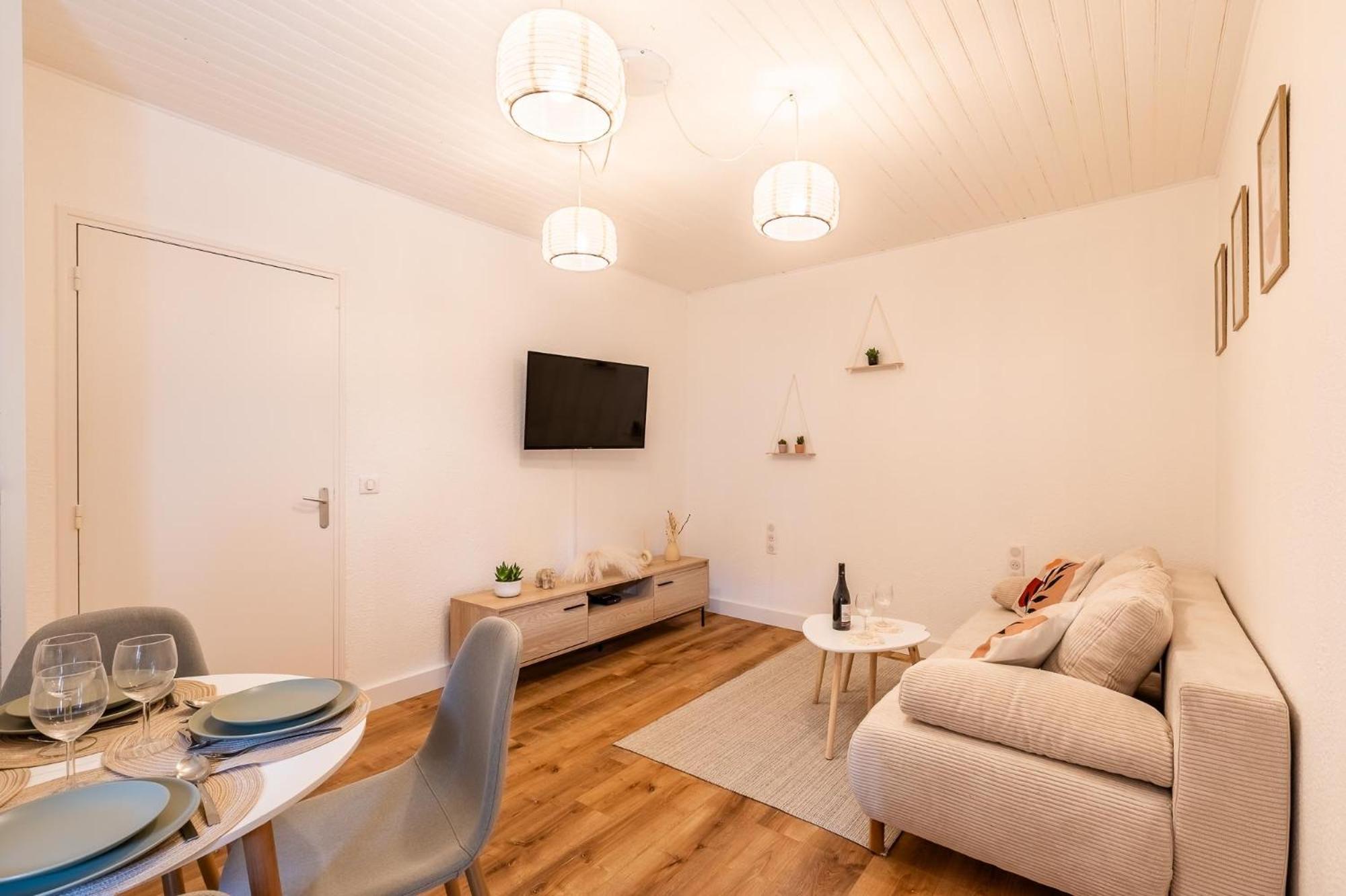 T2 Climatise Proche De Montpellier Avec Parking Public ! Apartment Saint-Georges-d'Orques Exterior photo